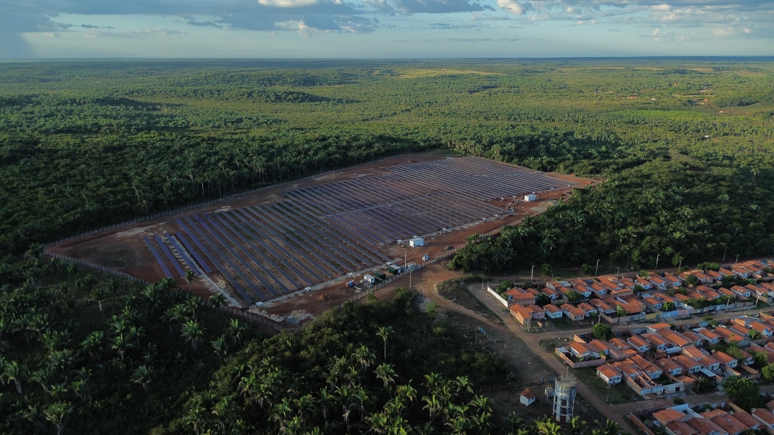 Planta Solar Esperantina, foto 1 de 7