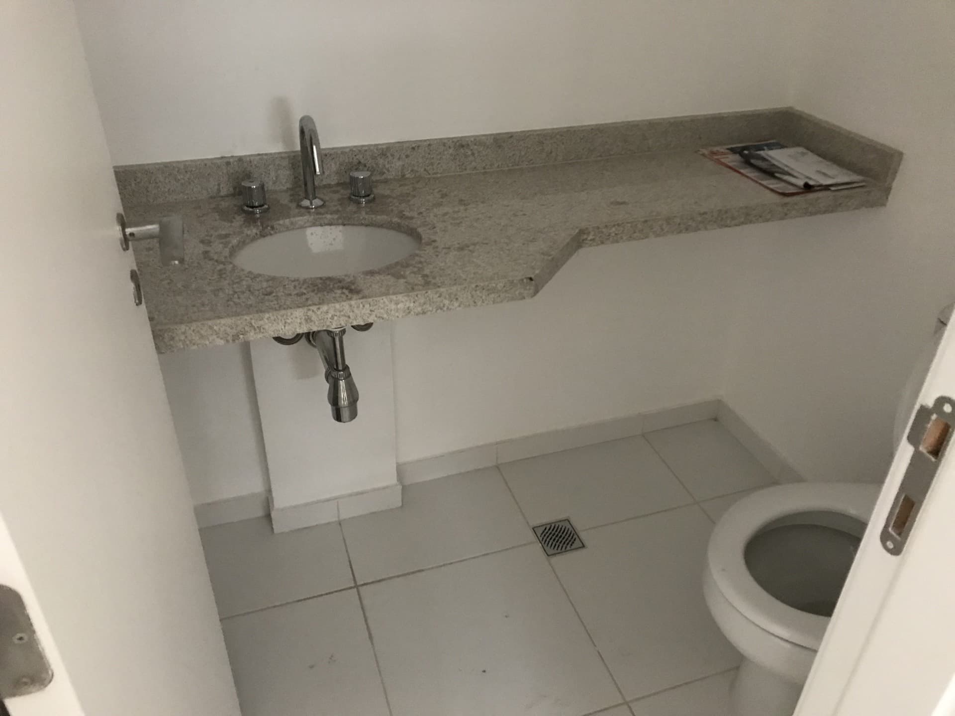 APTO68 Av. Paulista, foto 2 de 4 (antes)