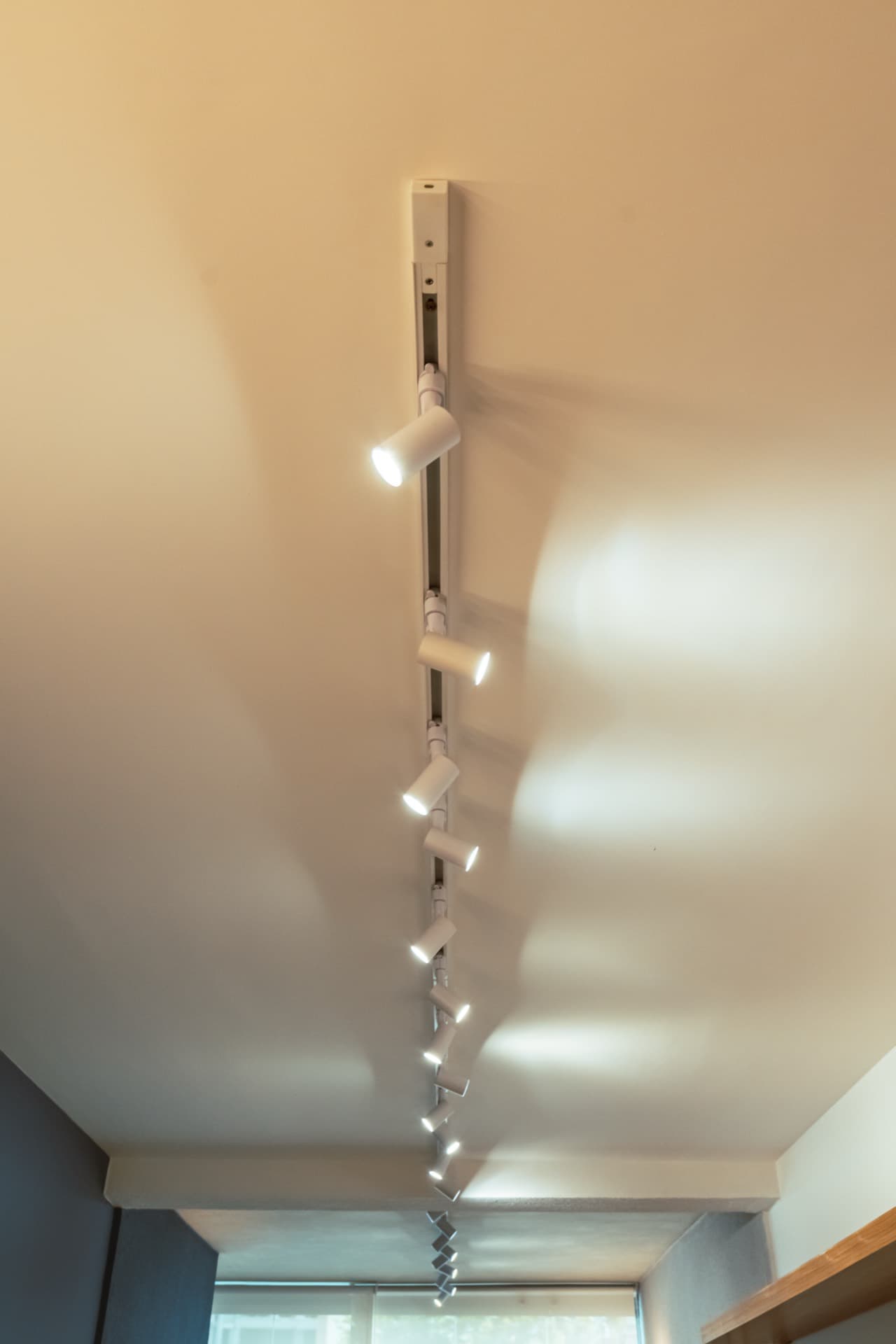Apartment 11, photo 13 of 23