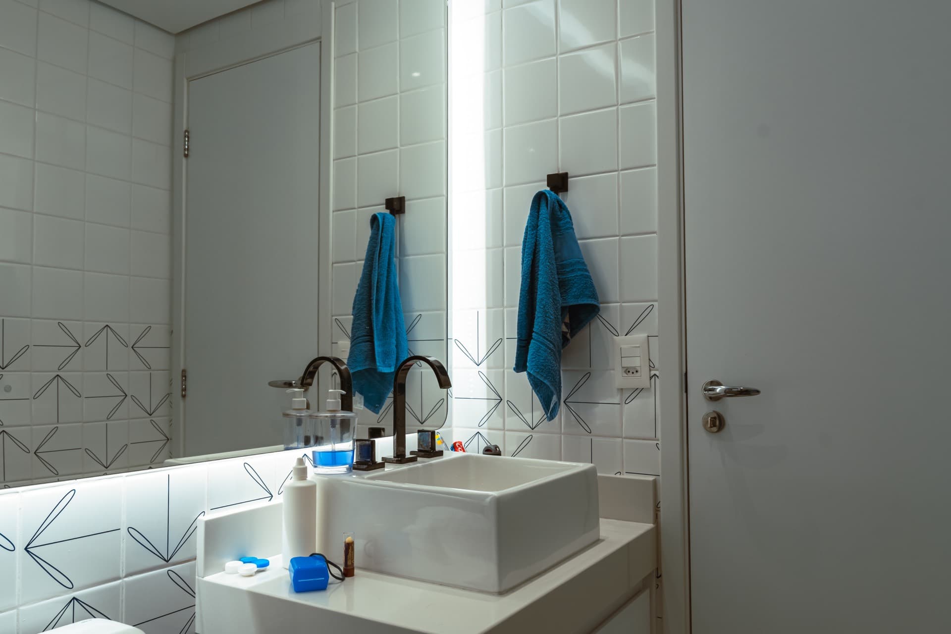 Apartment 11, photo 2 of 23