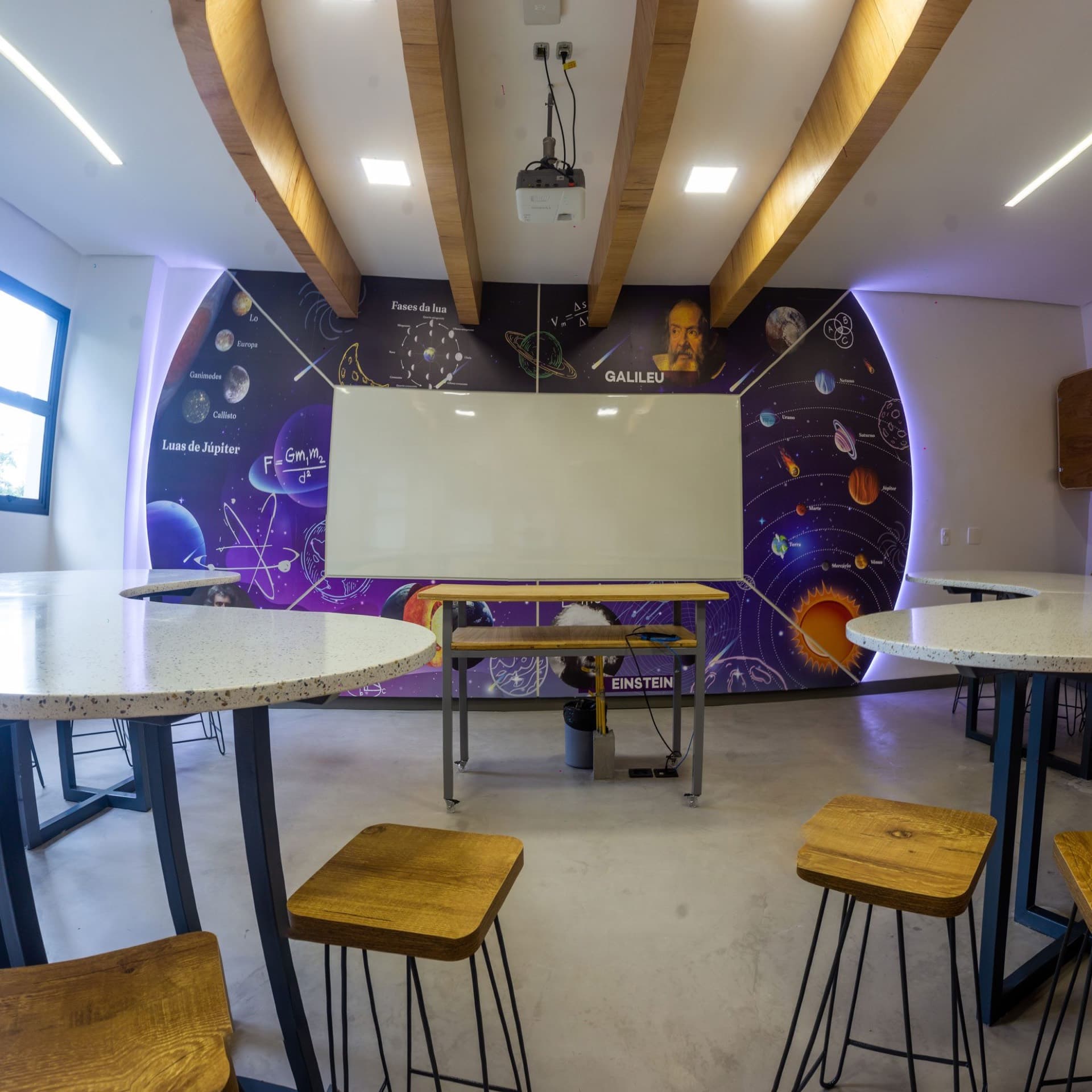 Albert Sabin School Laboratory, photo 4 of 8