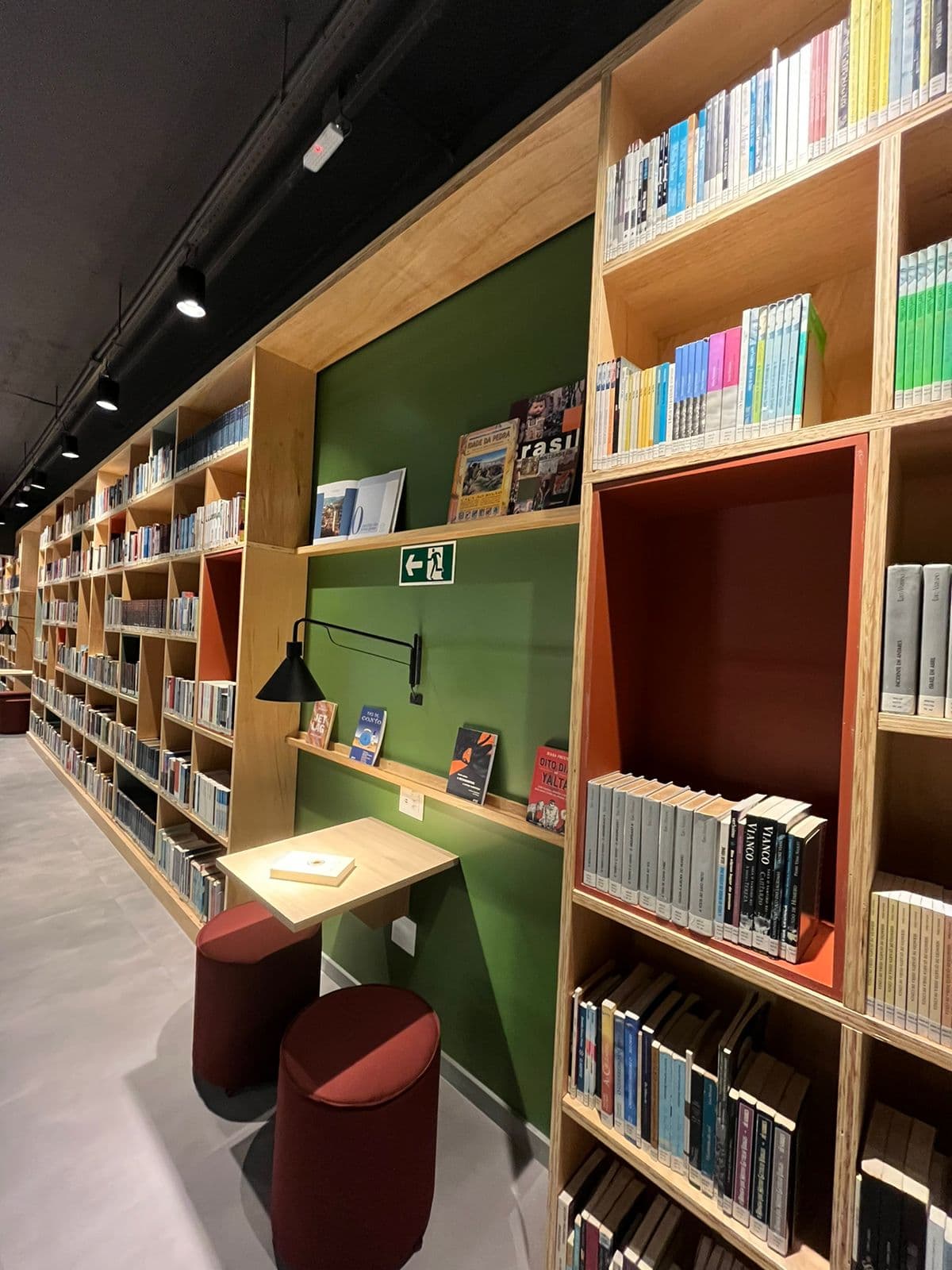Biblioteca Colégio Albert Sabin, foto 4 de 13