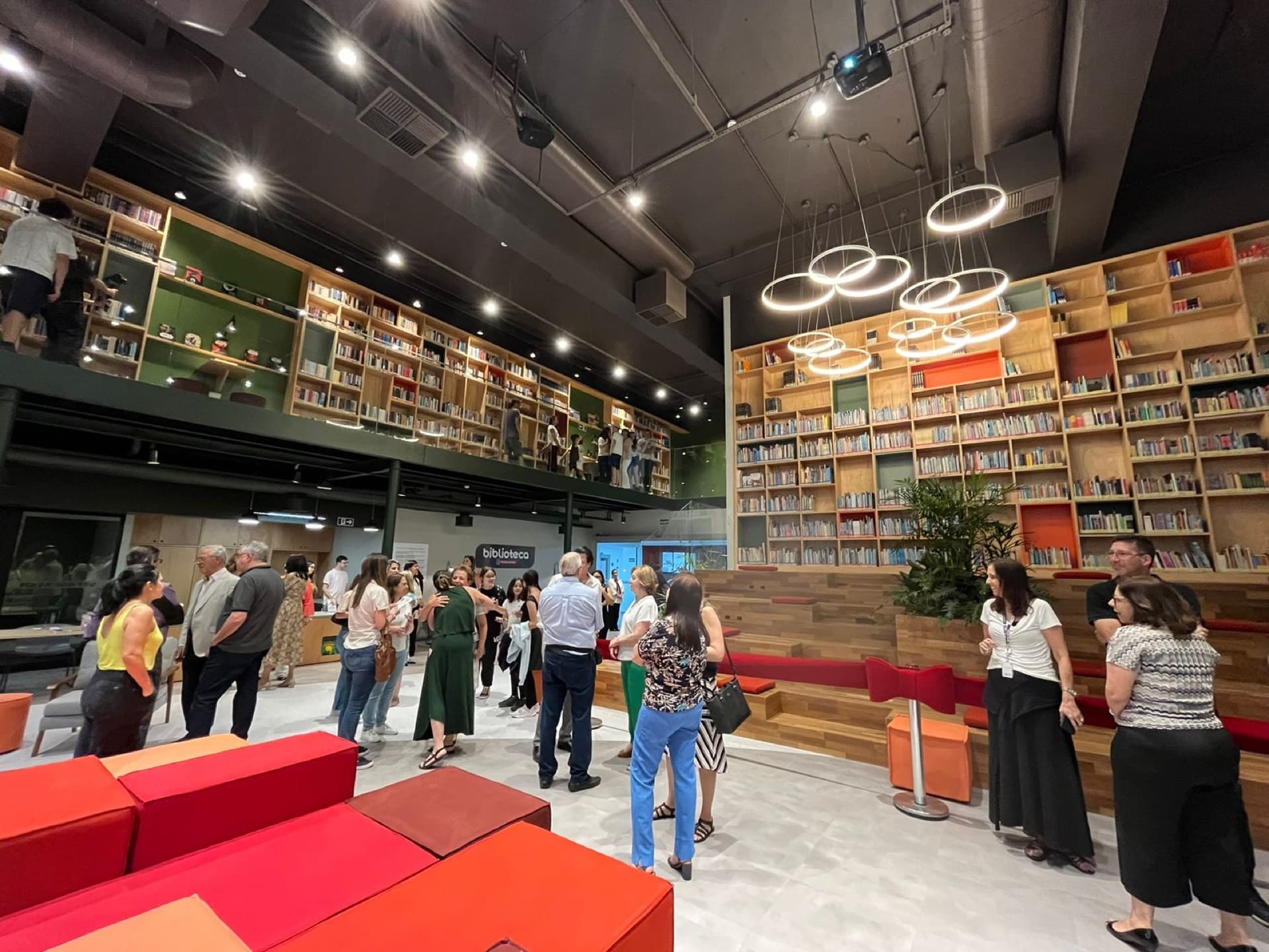 Biblioteca Colégio Albert Sabin, foto 8 de 13
